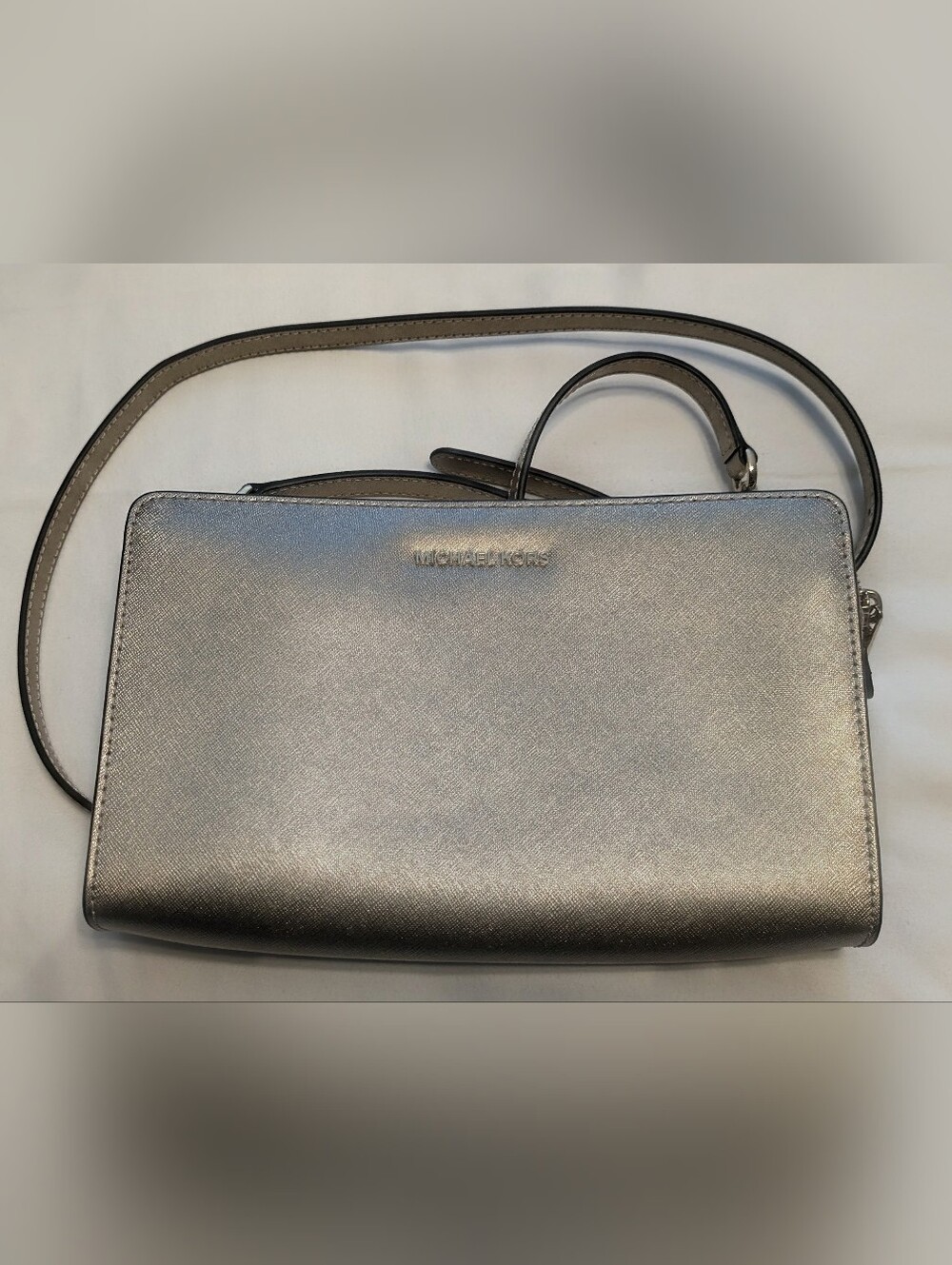 Michael Kors Jet Set Medium Saffiano Leather 2-in-1 Convertible Crossbody Bag